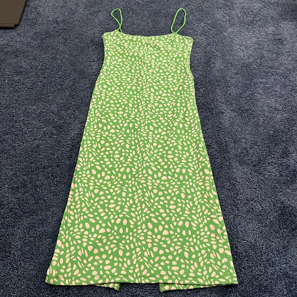 Zara body con midi dress